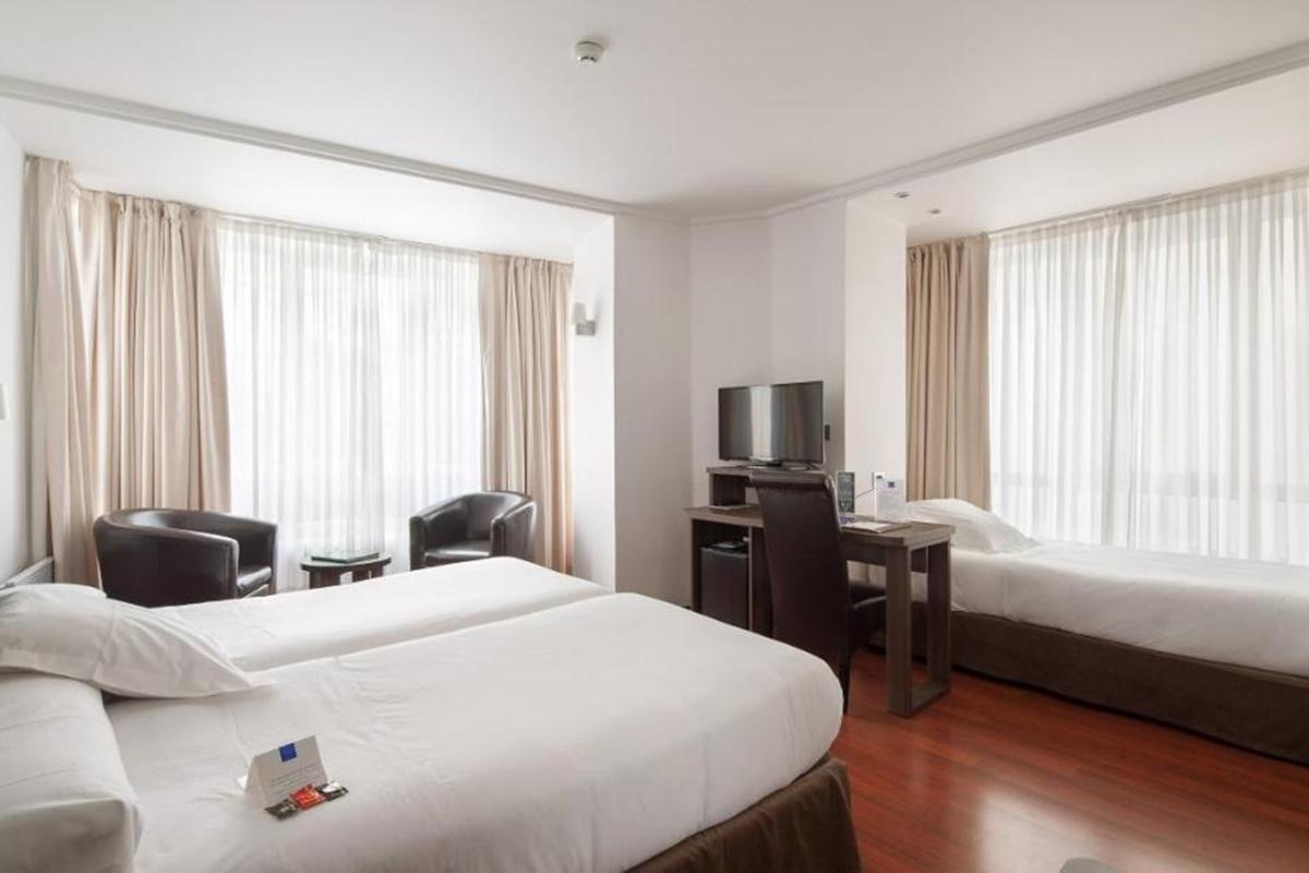 Hotel Yoldi Pamplona Dış mekan fotoğraf
