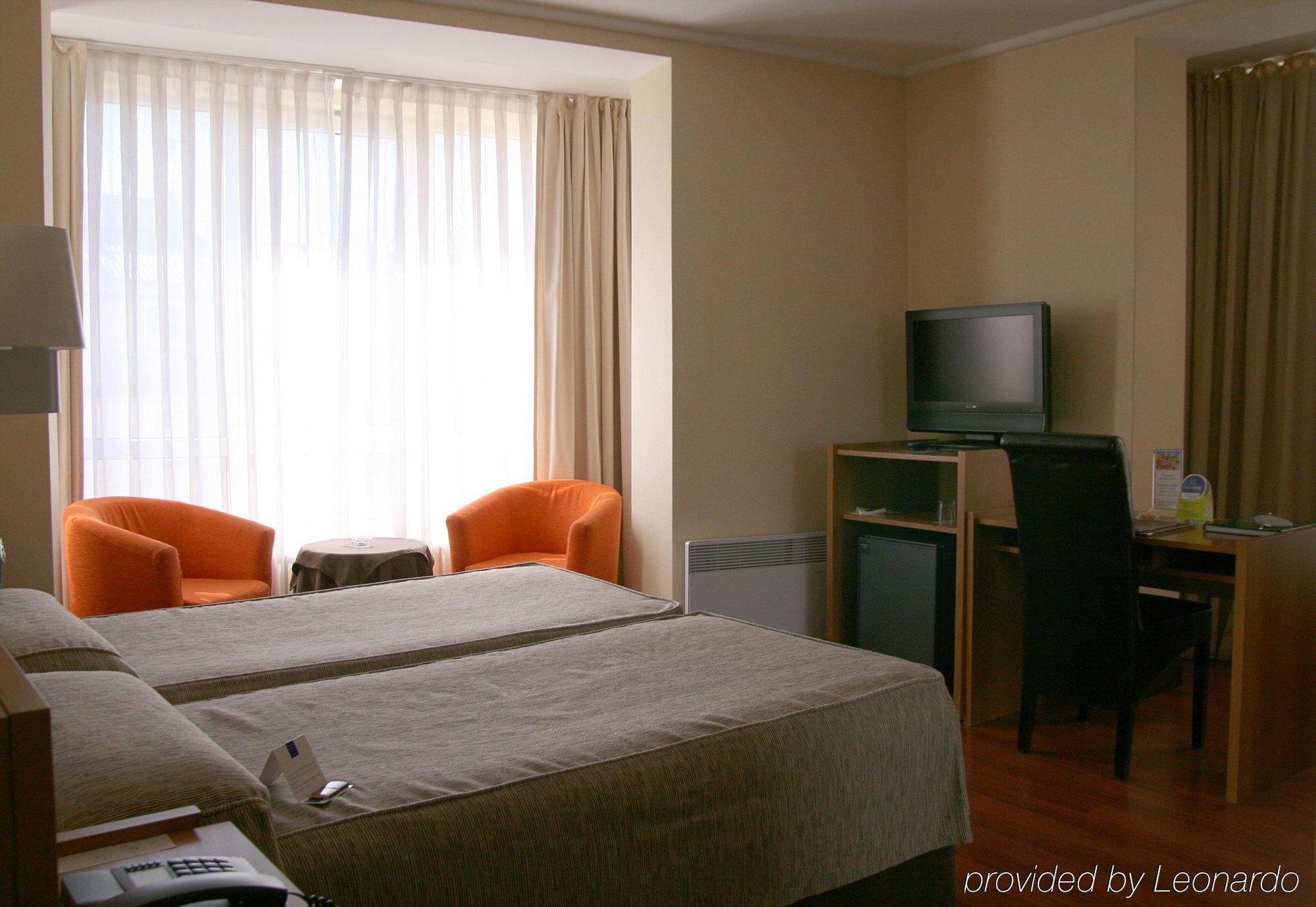 Hotel Yoldi Pamplona Oda fotoğraf